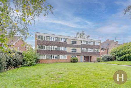 Hadleigh Estate Agents-27.jpg