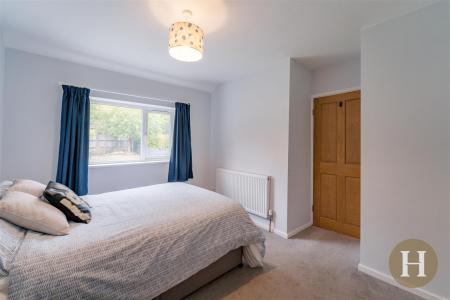 Hadleigh Estate Agents-26.jpg