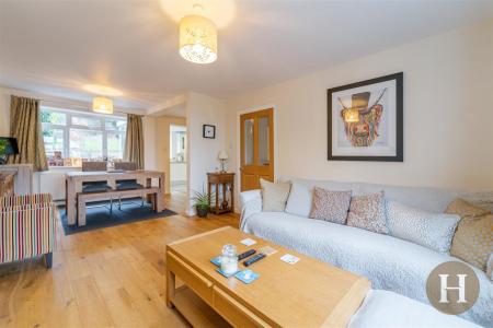 Hadleigh Estate Agents-16.jpg