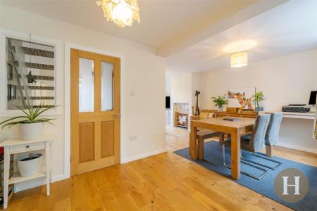 Hadleigh Estate Agents-9.jpg