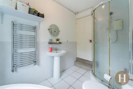 Hadleigh Estate Agents-26.jpg