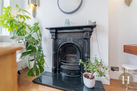 Hadleigh Estate Agents-5.jpg