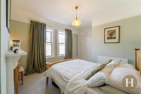 Hadleigh Estate Agents-15.jpg