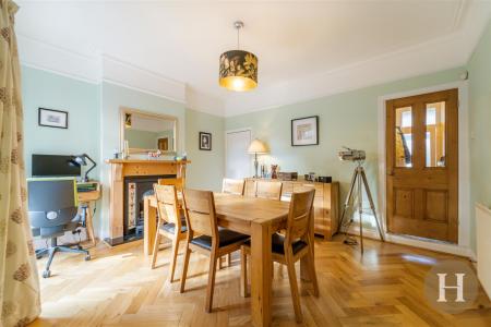 Hadleigh Estate Agents-10.jpg