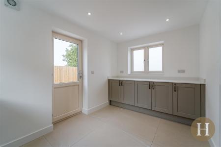 Hadleigh Estate Agents-4.jpg