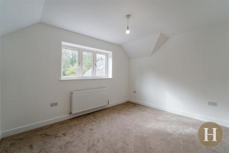 Hadleigh Estate Agents-39.jpg