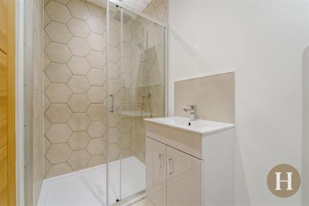 Hadleigh Estate Agents-33.jpg