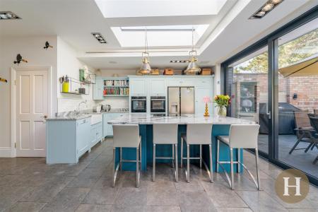 Hadleigh Estate Agents-78.jpg