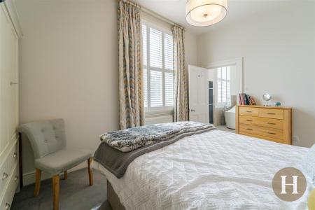 Hadleigh Estate Agents-53.jpg