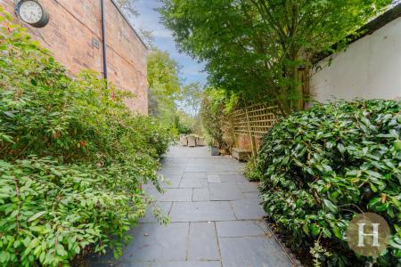 Hadleigh Estate Agents-71.jpg