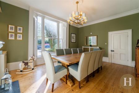 Hadleigh Estate Agents-14.jpg