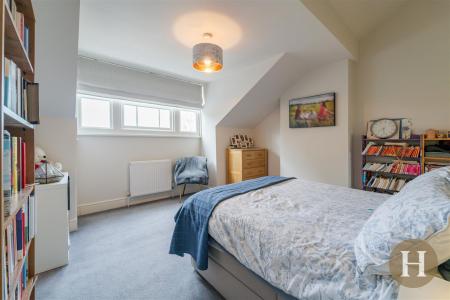 Hadleigh Estate Agents-63.jpg