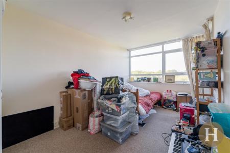 Hadleigh Estate Agents-13.jpg