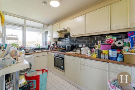 Hadleigh Estate Agents-1.jpg