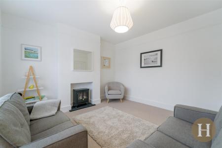 Hadleigh Estate Agents-5.jpg