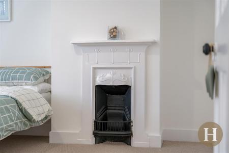 Hadleigh Estate Agents-42.jpg