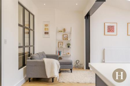 Hadleigh Estate Agents-55.jpg