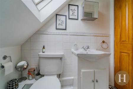 Hadleigh Estate Agents-23.jpg