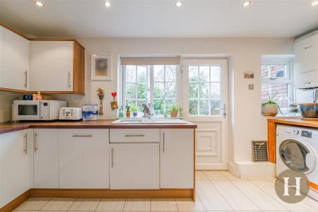 Hadleigh Estate Agents-10.jpg