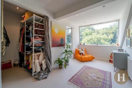 Hadleigh Estate Agents-56.jpg