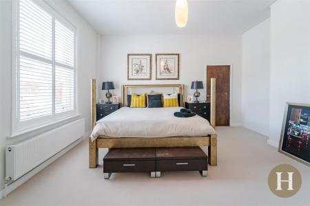 Hadleigh Estate Agents-41.jpg