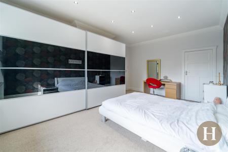 Hadleigh Estate Agents-50.jpg