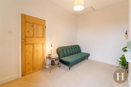 Hadleigh Estate Agents-26.jpg