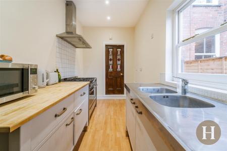 Hadleigh Estate Agents-13.jpg