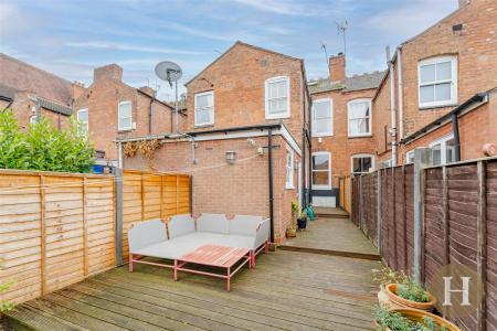 Hadleigh Estate Agents-35.jpg