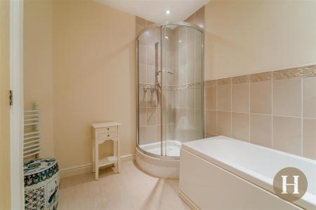 Hadleigh Estate Agents-1.jpg