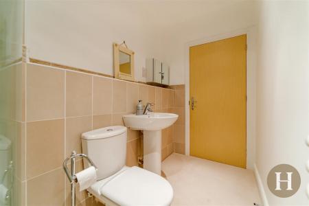 Hadleigh Estate Agents-11.jpg