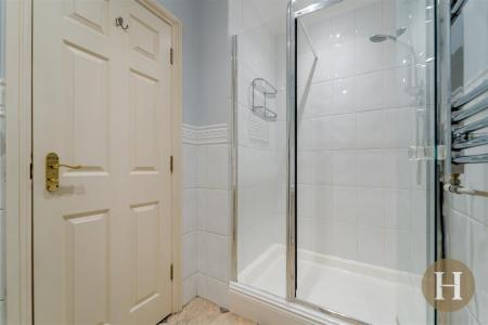 Hadleigh Estate Agents-42.jpg