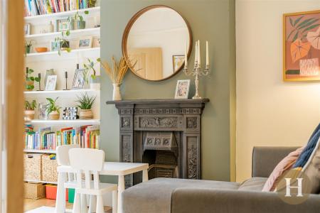 Hadleigh Estate Agents-9.jpg