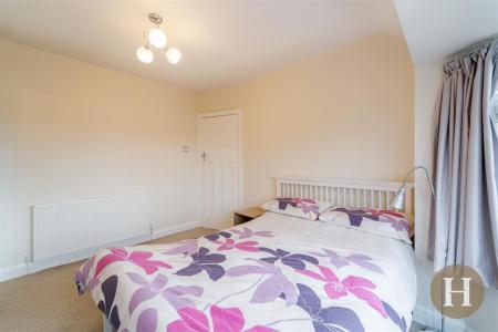 Hadleigh Estate Agents-40.jpg