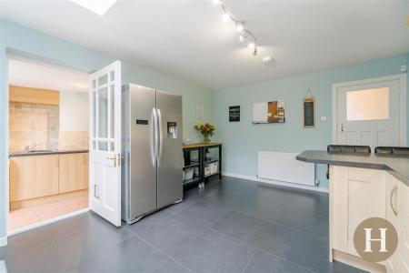 Hadleigh Estate Agents-23.jpg