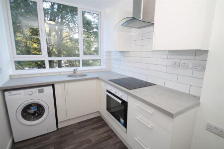 Newly Fitted Kitchen
