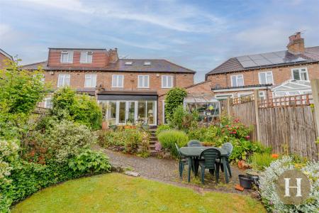 Hadleigh Estate Agents-46.jpg