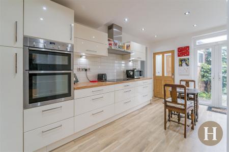 Hadleigh Estate Agents-11.jpg