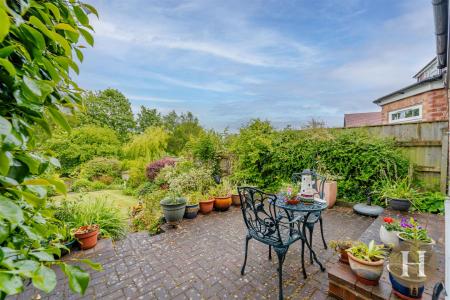 Hadleigh Estate Agents-39.jpg