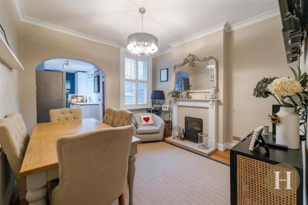 Hadleigh Estate Agents-7.jpg