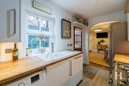 Hadleigh Estate Agents-14.jpg