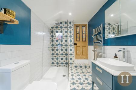 Hadleigh Estate Agents-25.jpg