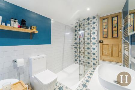 Hadleigh Estate Agents-24.jpg