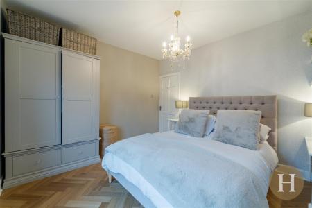 Hadleigh Estate Agents-17.jpg