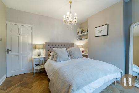 Hadleigh Estate Agents-16.jpg