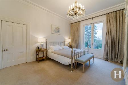 Hadleigh Estate Agents-51.jpg