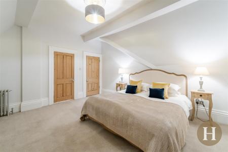 Hadleigh Estate Agents-98.jpg