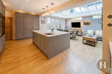 Hadleigh Estate Agents-23.jpg