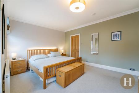 Hadleigh Estate Agents-71.jpg