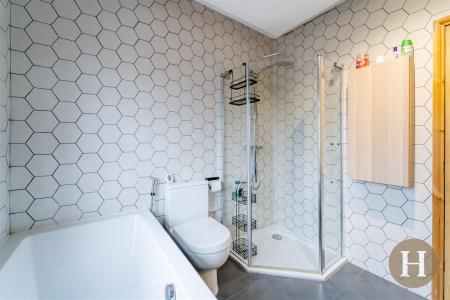 Hadleigh Estate Agents-33.jpg